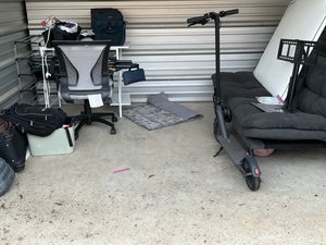 10 x 10 unit in Northport