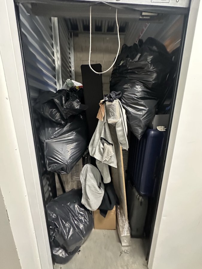 5 x 10 storage unit in North Hollywood, CA