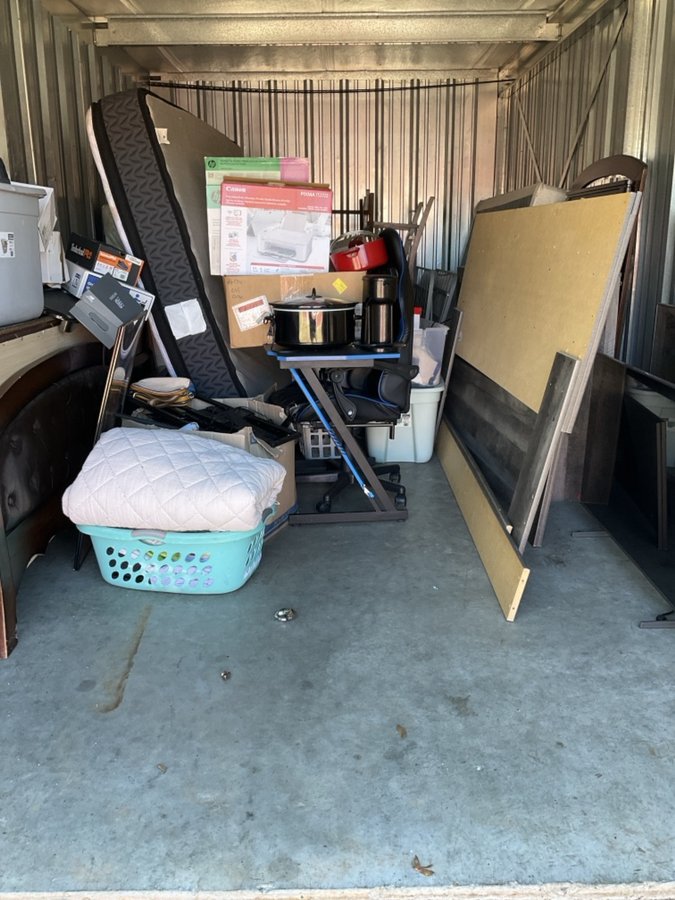 10 x 20 storage unit in Tuscaloosa, AL
