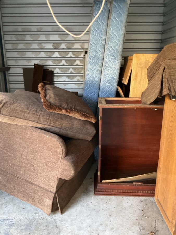 10 x 10 storage unit in Birmingham, AL