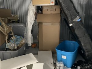 10 x 10 unit in Hoover