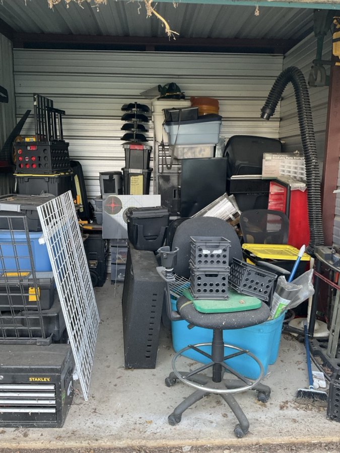 10 x 10 storage unit in Tuscaloosa, AL