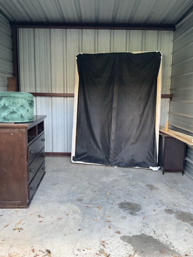 10 x 10 storage unit in Tuscaloosa, AL