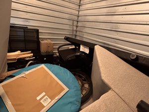 10 x 15 unit in Largo