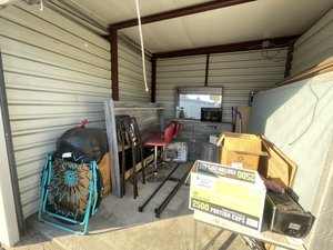 10 x 10 unit in Pleasant Valley