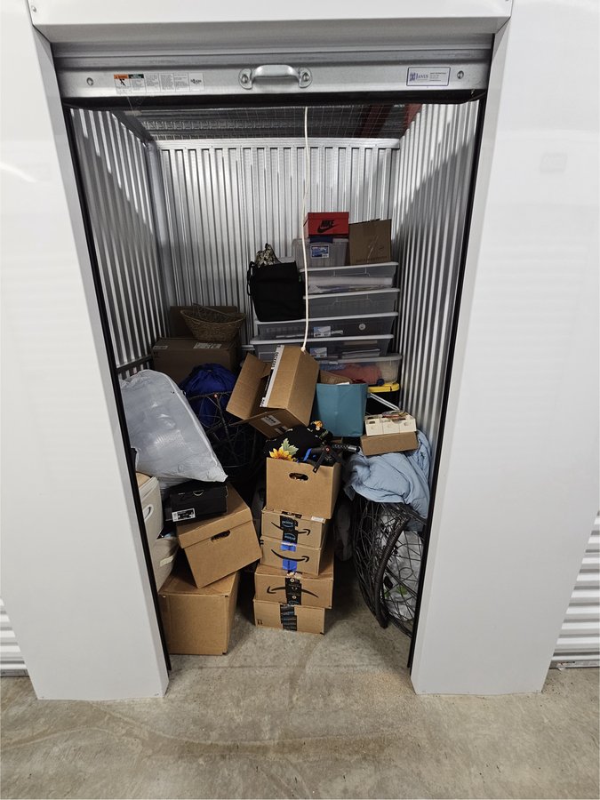 5 x 5 storage unit in Pittsburgh, PA