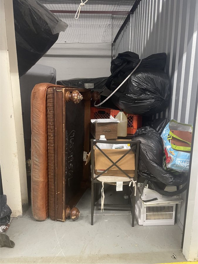 10 x 18 storage unit in Pittsburgh, PA