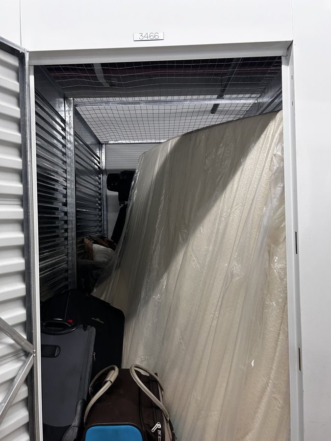 5 x 10 storage unit in Boynton Beach, FL
