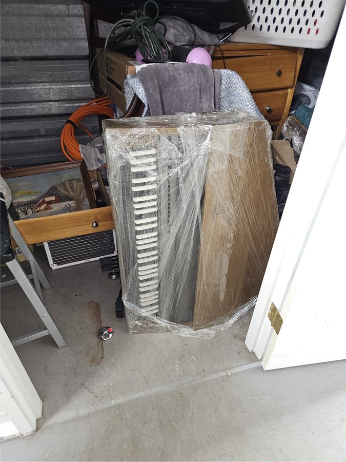 5 x 10 storage unit in Auburn, MA