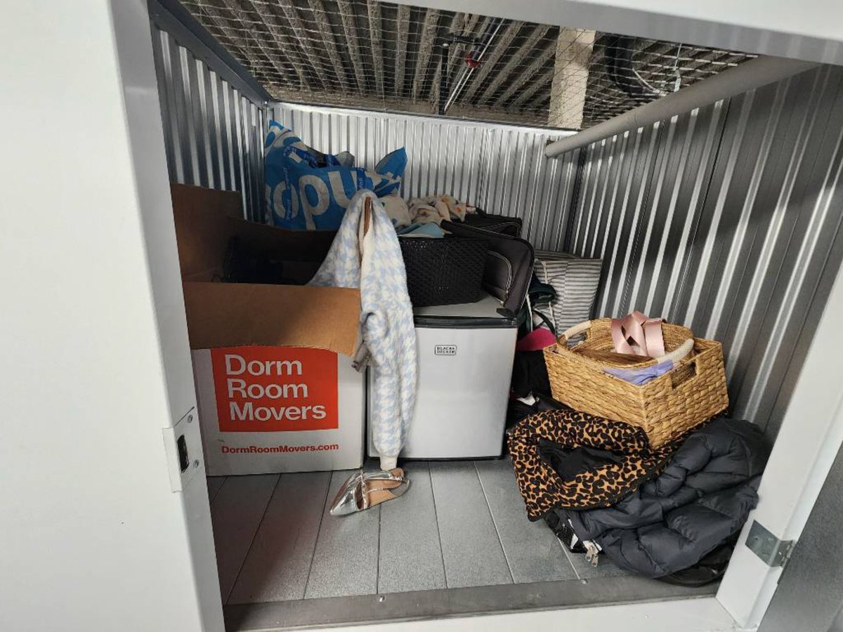 5 x 5 storage unit in Washington, DC