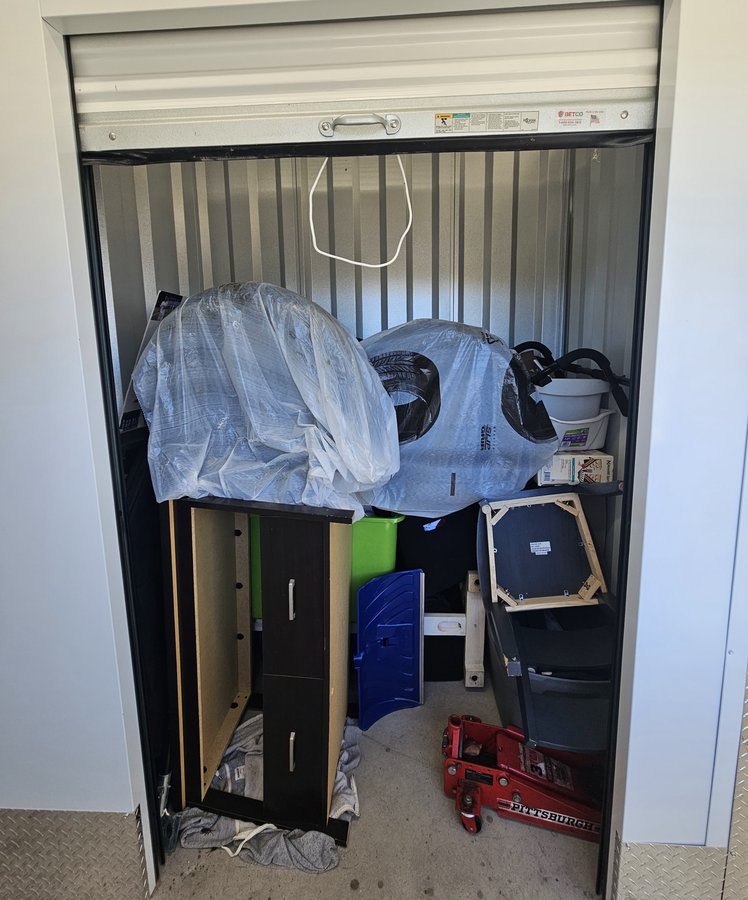 6 x 4 storage unit in Beverly, MA