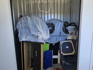 6 x 4 unit in Beverly