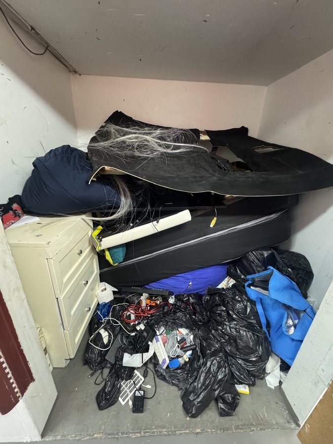 5 x 6 storage unit in Miami, FL