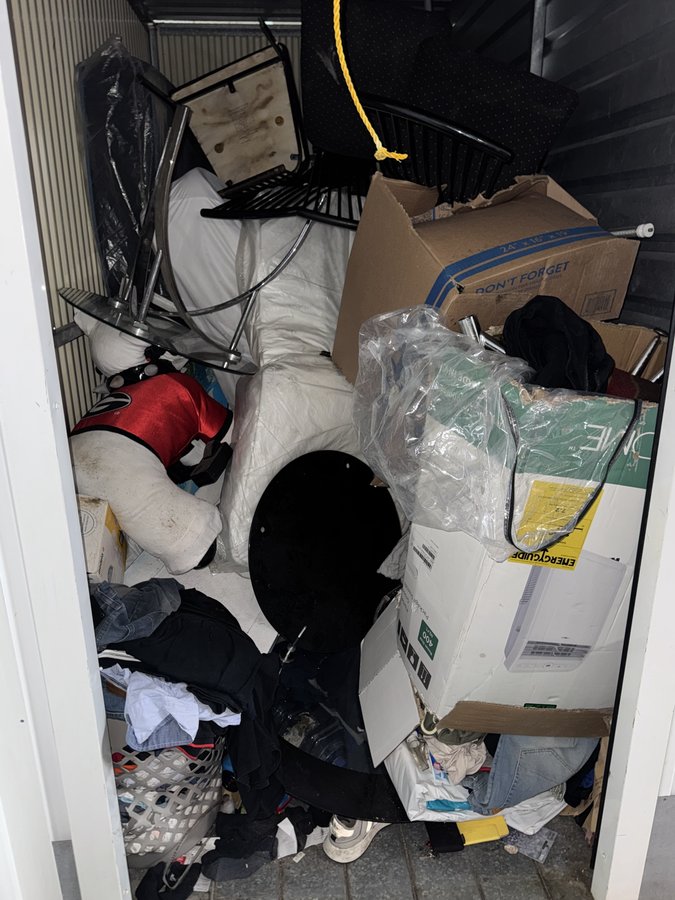 5 x 10 storage unit in Miami, FL