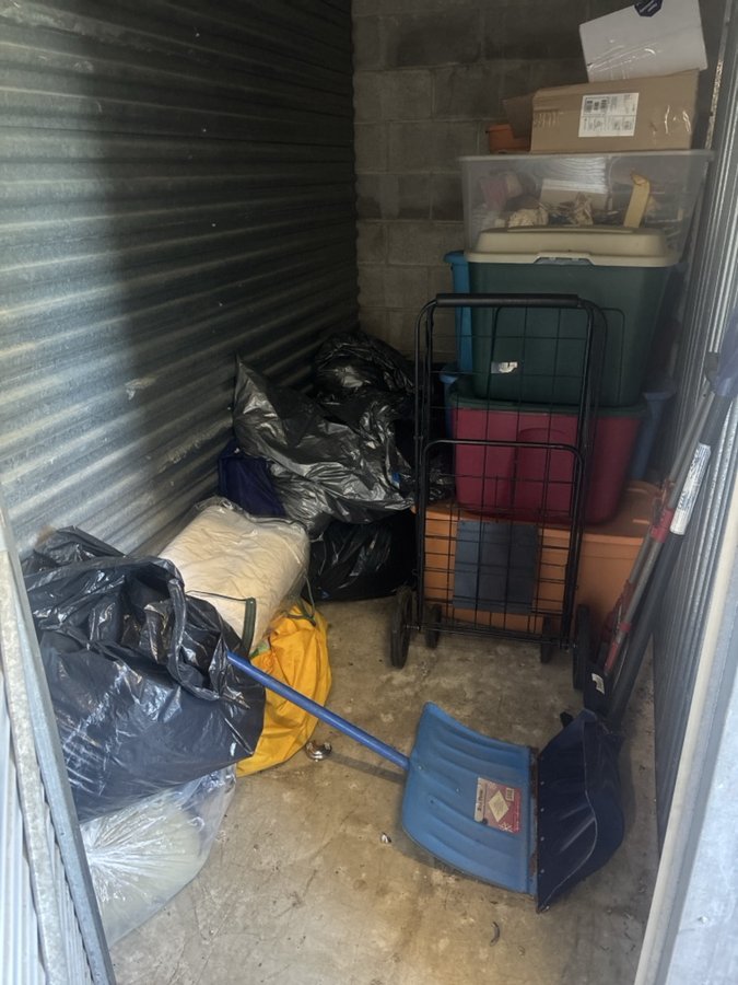 5 x 10 storage unit in Havertown, PA