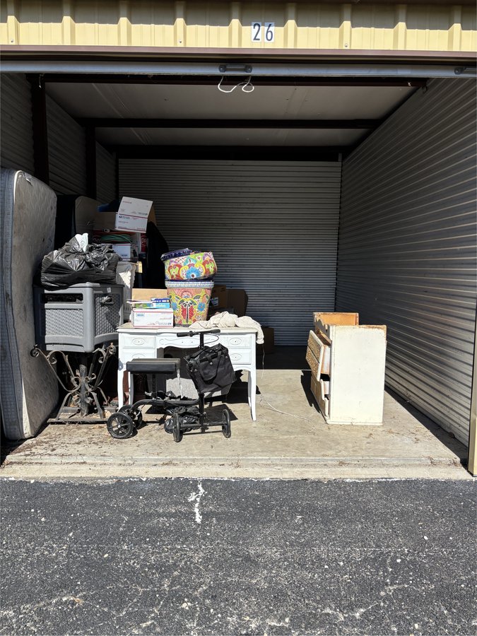 11 x 15 storage unit in Villa Ridge, MO