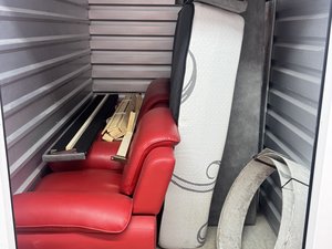 5 x 10 unit in Homestead