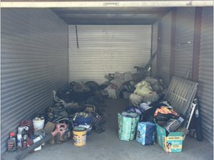 11 x 20 unit in Villa Ridge