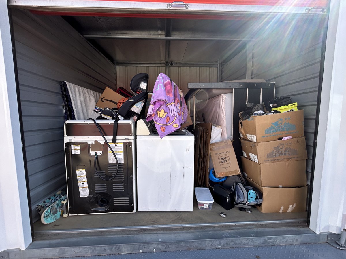 10 x 10 storage unit in Plano, TX