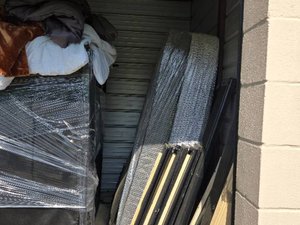10 x 10 unit in Addison