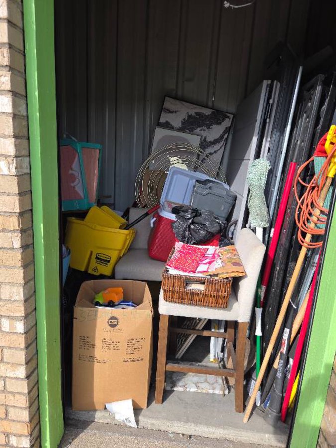 5 x 10 storage unit in Indianapolis, IN