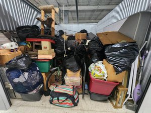 10 x 15 unit in Bridgeview
