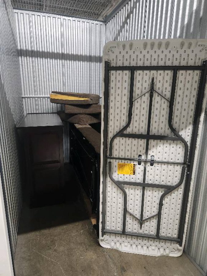 5 x 10 storage unit in Bridgeview, IL
