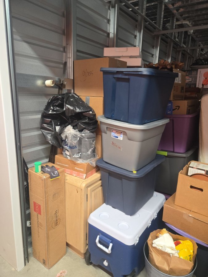 10 x 20 storage unit in Randallstown, MD