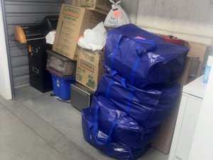 10 x 4 storage unit in Clifton Heights, PA