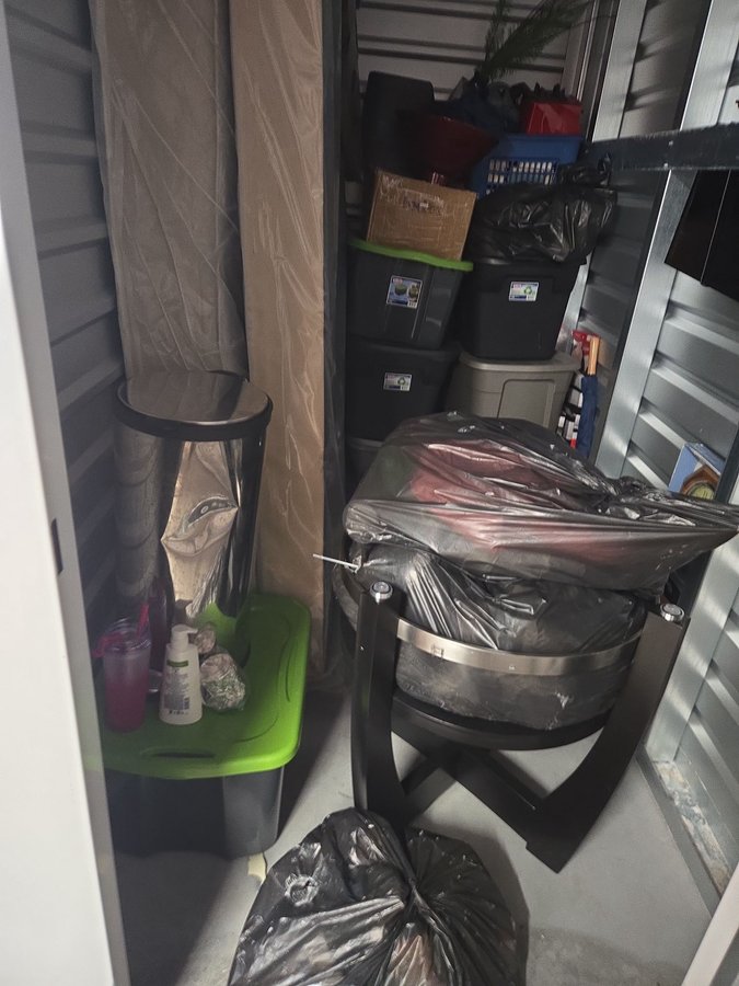 5 x 10 storage unit in Randallstown, MD