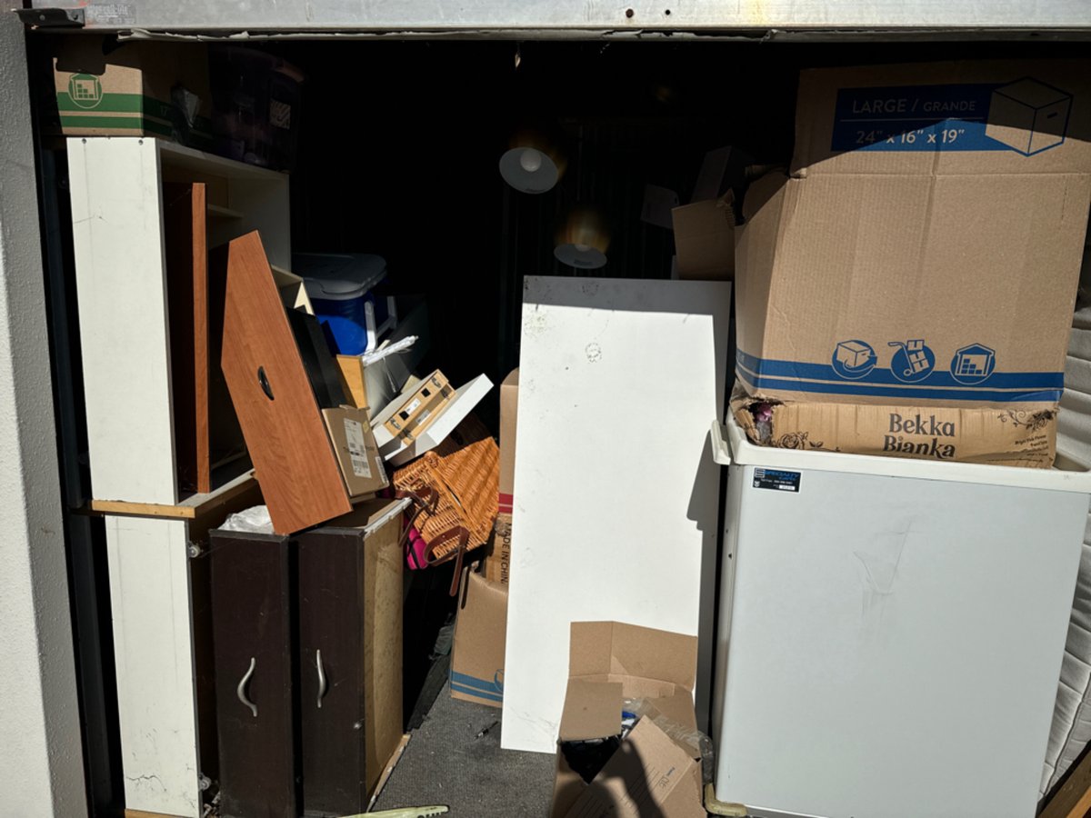 10 x 10 storage unit in Owings Mills, MD