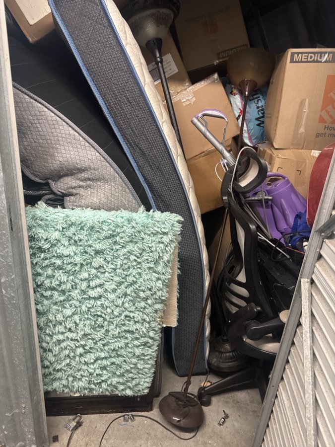 9 x 10 storage unit in Owings Mills, MD