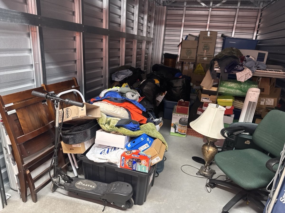10 x 20 storage unit in Randallstown, MD