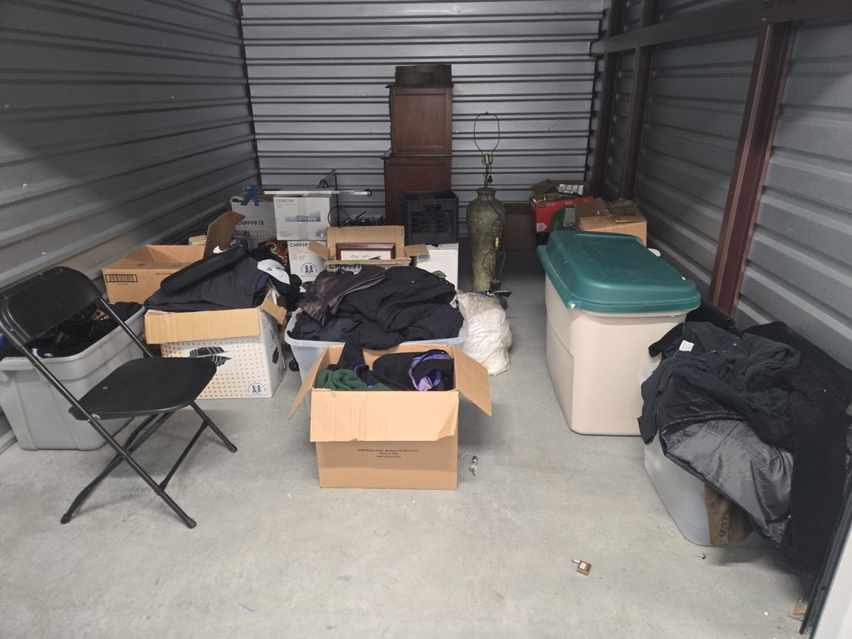 10 x 15 storage unit in Owings Mills, MD