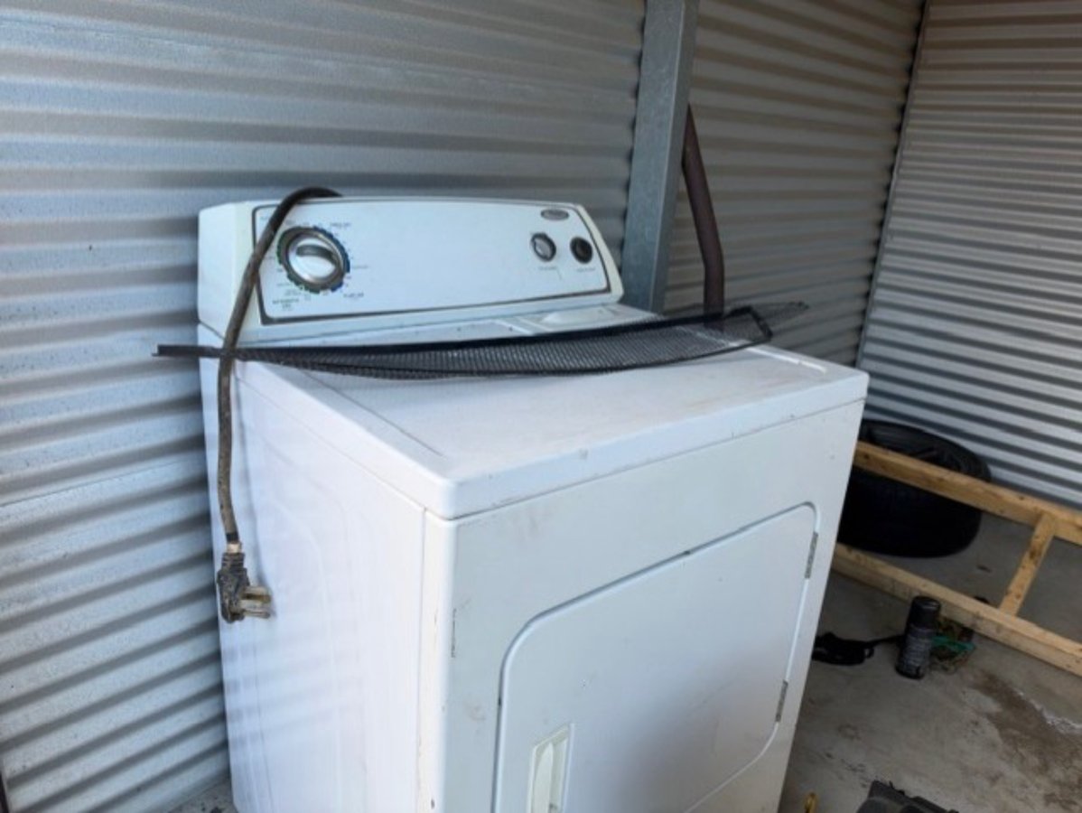 10 x 10 storage unit in Columbus, OH