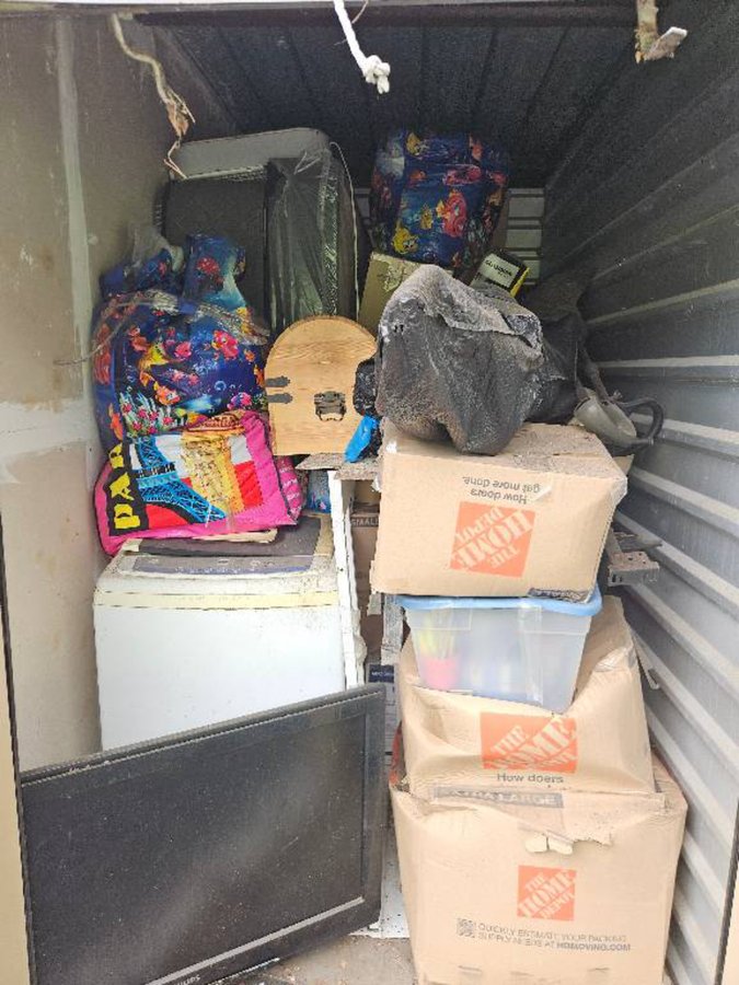 5 x 8 storage unit in Clearwater, FL