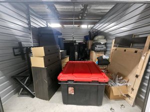 10 x 15 unit in Los Angeles