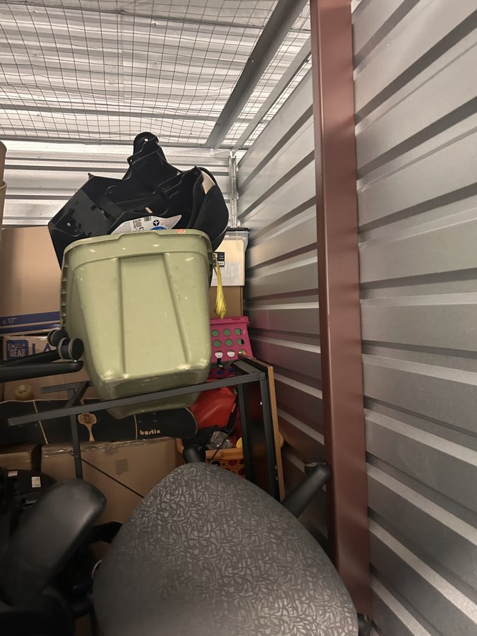 5 x 10 storage unit in Dunwoody, GA