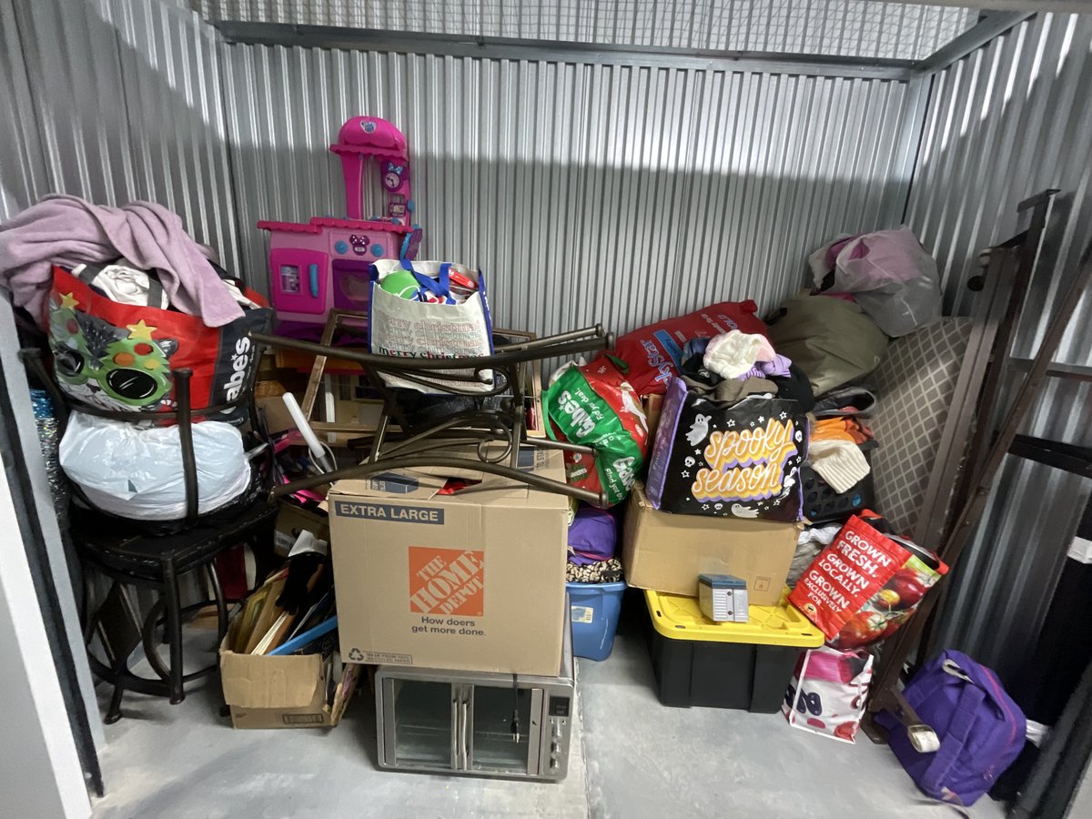 5 x 10 storage unit in Newark, DE