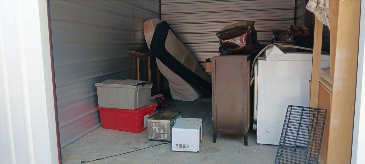 10 x 15 storage unit in Hephzibah, GA