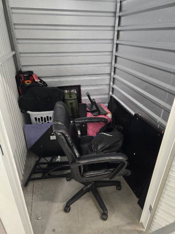5 x 5 storage unit in Spring Hill, FL