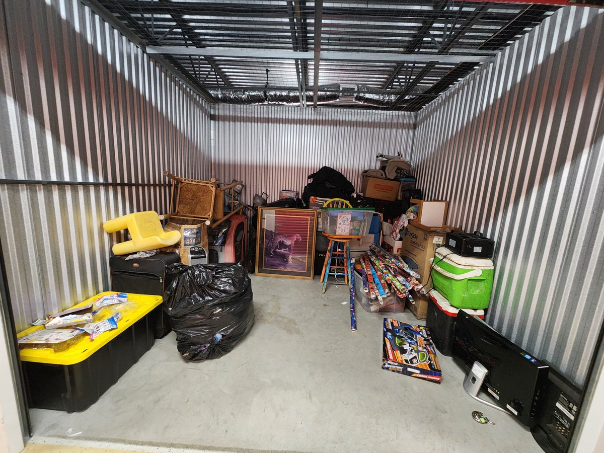 10 x 20 storage unit in St Augustine, FL
