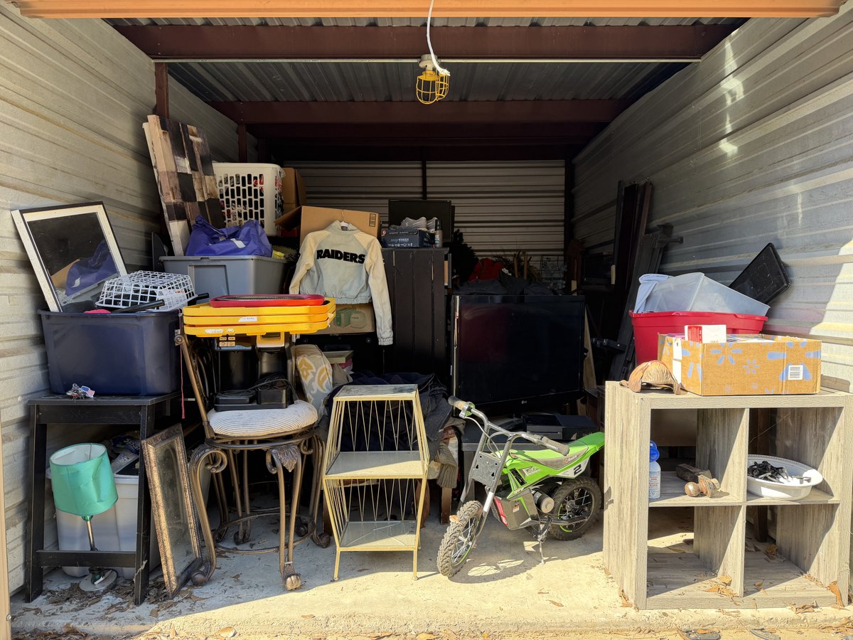 10 x 20 storage unit in Hattiesburg, MS