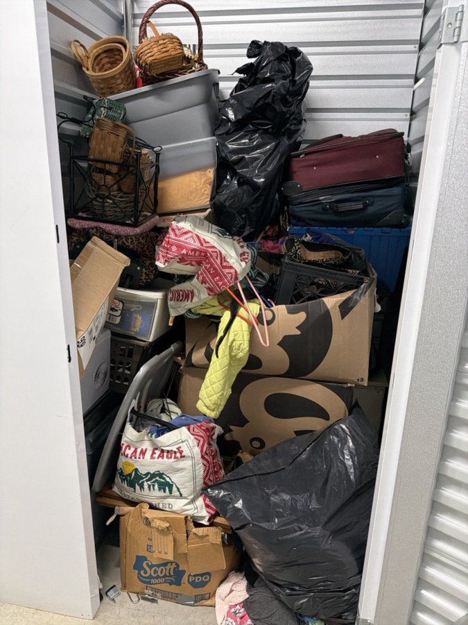 5 x 5 storage unit in Clifton Heights, PA