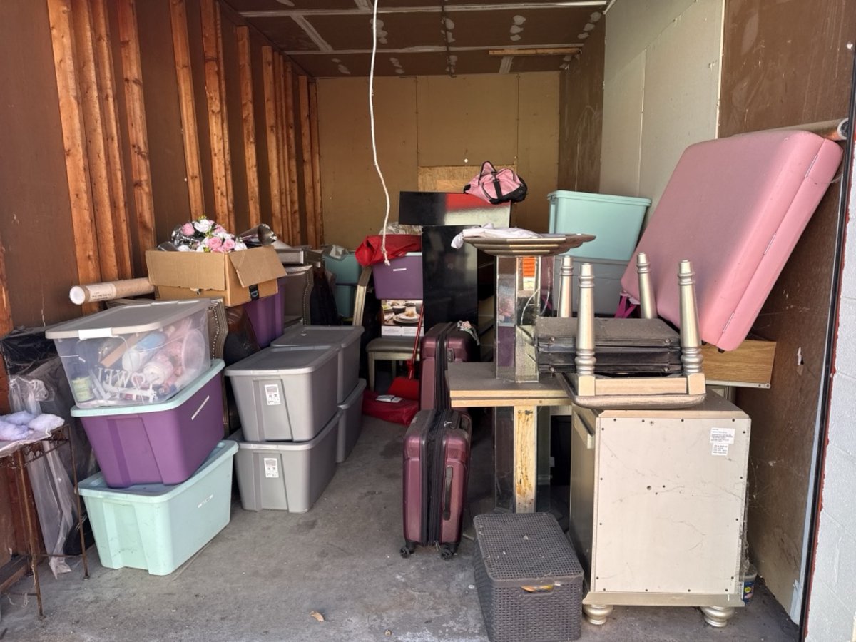 10 x 20 storage unit in Baltimore, MD