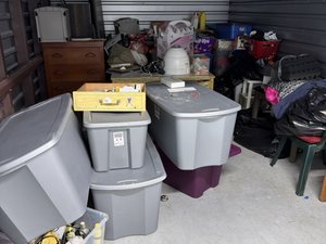 10 x 15 storage unit in Clifton Heights, PA