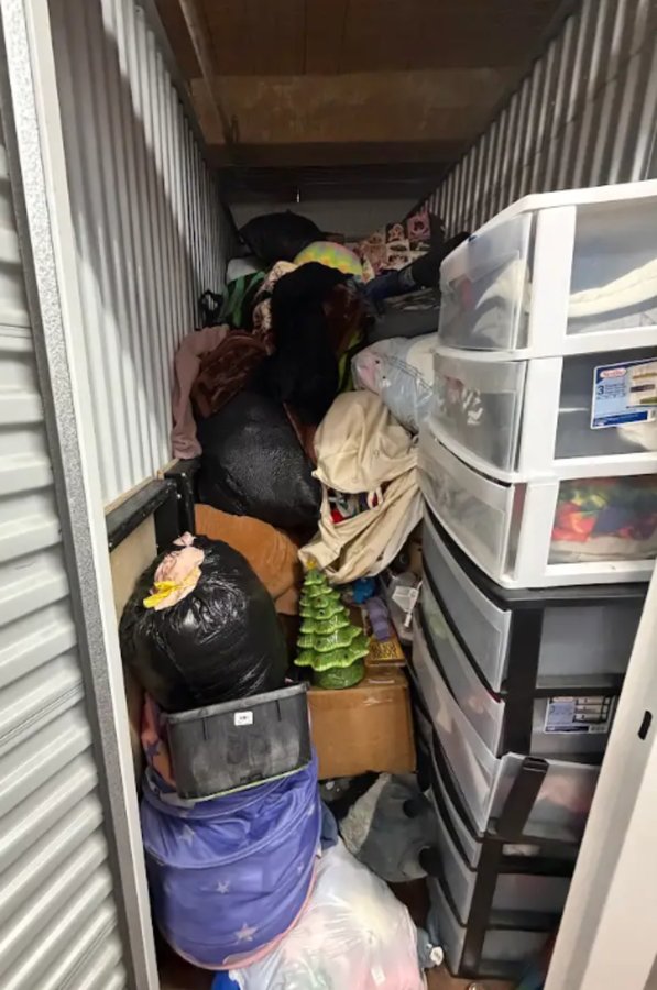 5 x 8 storage unit in Haverhill, MA