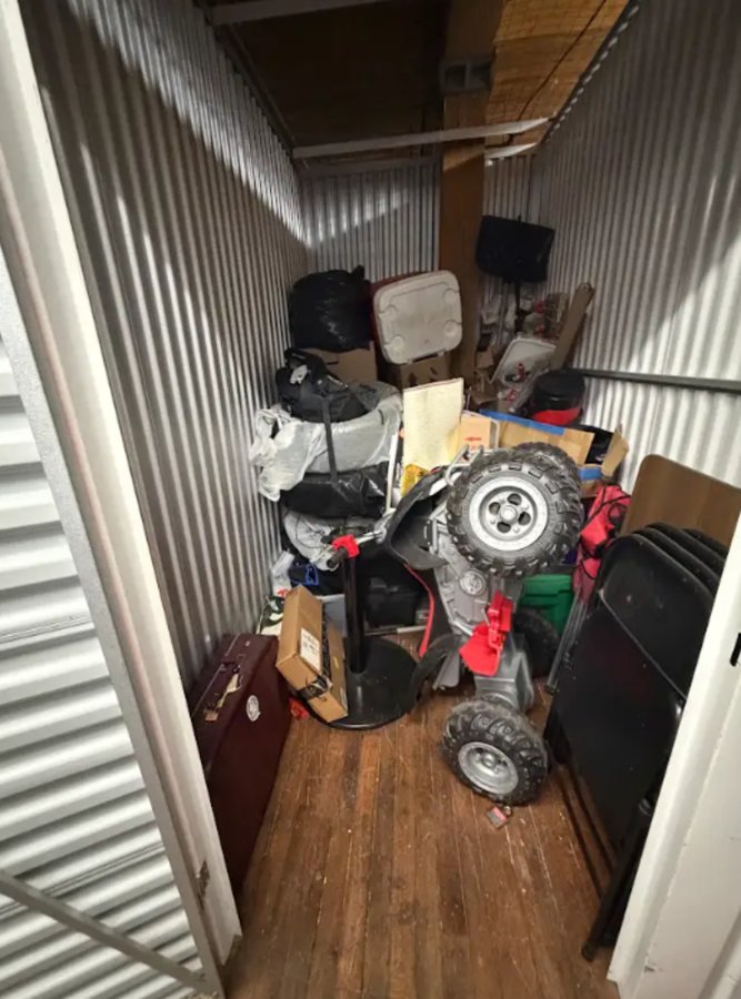 5 x 9 storage unit in Haverhill, MA