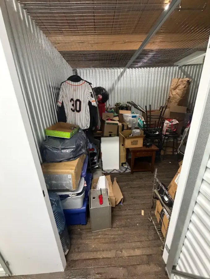 10 x 13 storage unit in Haverhill, MA