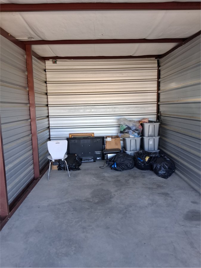 10 x 20 storage unit in Corinth, MS